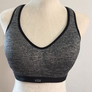 Victoria’s Secret Sport Bra 36Csz barely worn